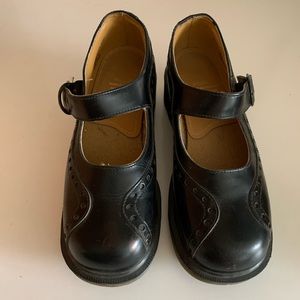 Doc Martens Mary Janes